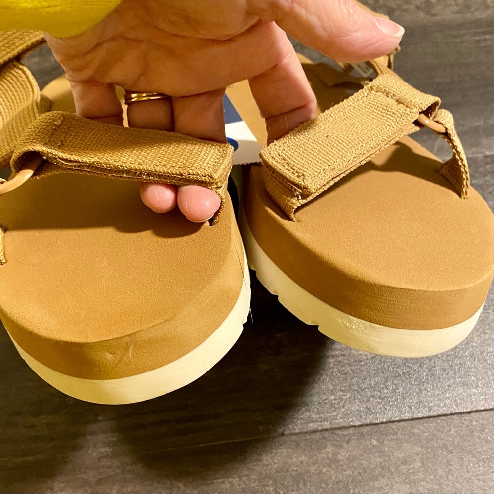 Universal Thread Tan Hayden Platform Sport Sandals Size 7 NEW - Picture 11 of 12